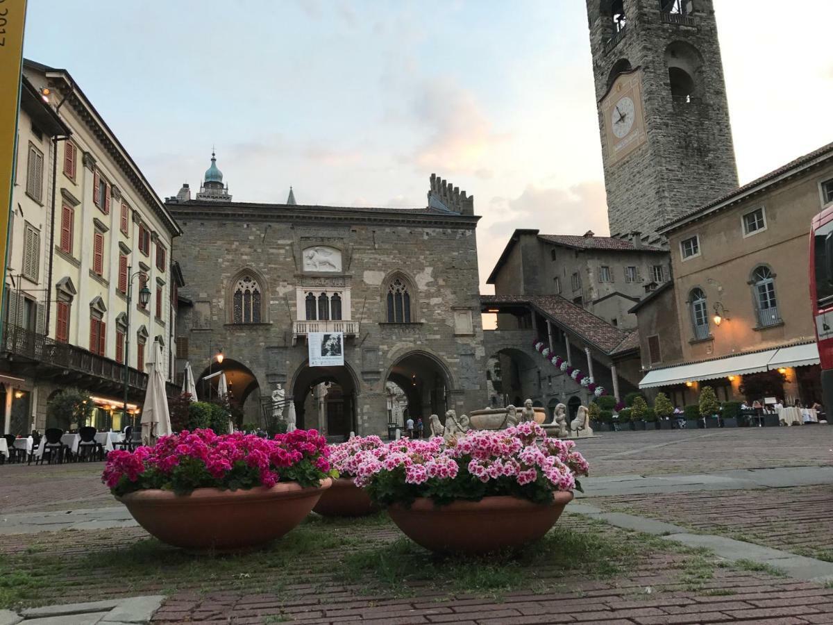 Soggiorno In Centro Storico วิแมร์คาเต ภายนอก รูปภาพ